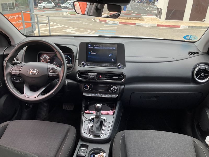 Hyundai Kona 1.6 Hybrid Maxx 2WD 2022 – снимка 17