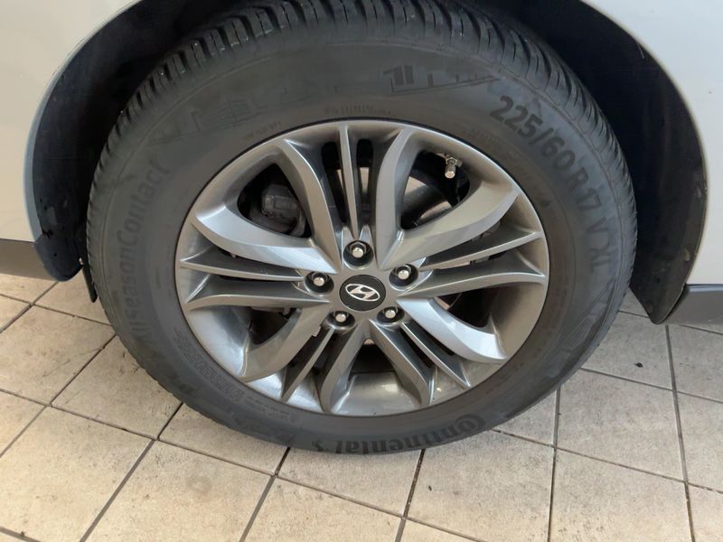 Hyundai ix35 2.0 CRDi Style AWD 2014 – снимка 3