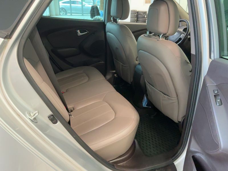 Hyundai ix35 2.0 CRDi Style AWD 2014 – снимка 19