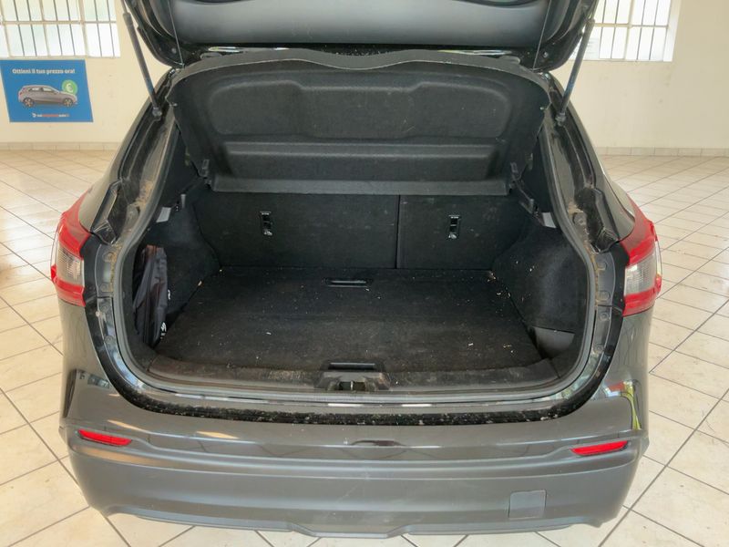 Nissan Qashqai 1.5 dCi Business 2019 – снимка 15