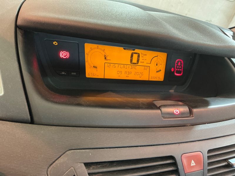 Citroen C4 Grand Picasso 1.6 VTi Business 2011 – снимка 4