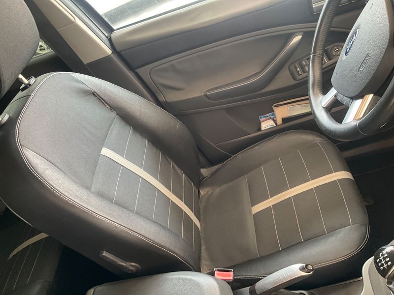 Ford Kuga 2.0 TDCi Titanium 2010 – снимка 27