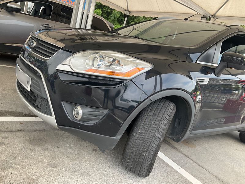 Ford Kuga 2.0 TDCi Titanium 2010 – снимка 2