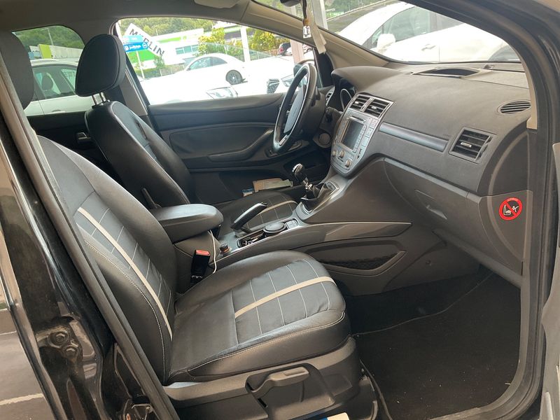 Ford Kuga 2.0 TDCi Titanium 2010 – снимка 16