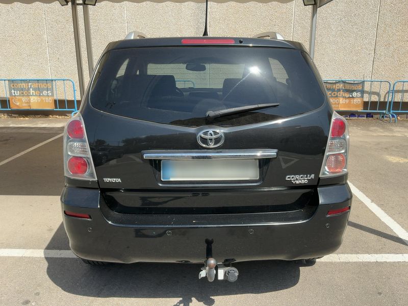 Toyota Corolla Verso 2.2 D-4D D-Cat Executive 2007 – снимка 7