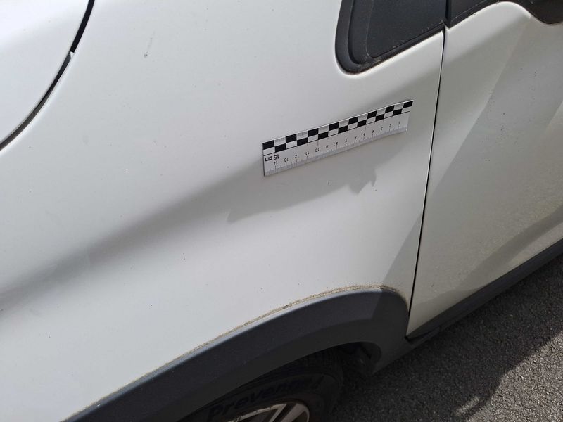 Peugeot 2008 1.5 Blue-HDi Allure Business 2019 – снимка 36