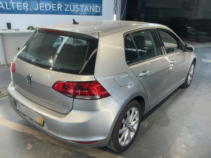 Volkswagen Golf VII 2.0 TDI Highline BlueMotion Tech 2013 – снимка 8