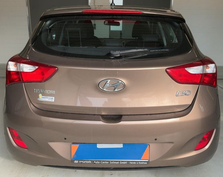 Hyundai i30 1.4 FIFA World Cup Edition 2015 – снимка 7