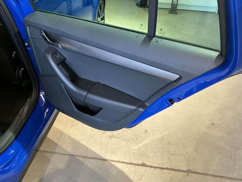 Skoda Octavia 1.6 TDI Soleil 2019 – снимка 25