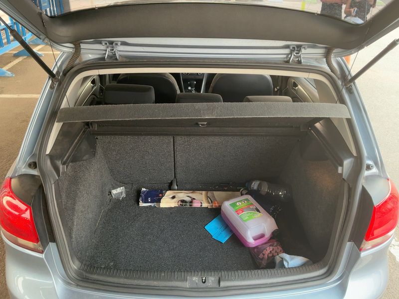 Volkswagen Golf VI 1.6 TDI Advance 2010 – снимка 10