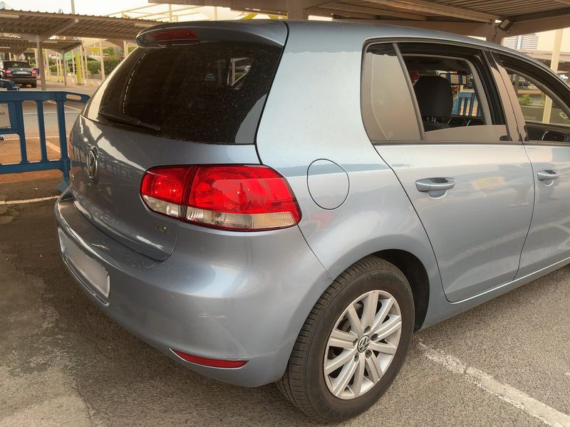 Volkswagen Golf VI 1.6 TDI Advance 2010 – снимка 6