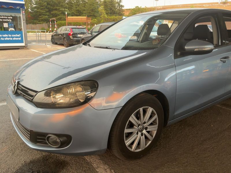 Volkswagen Golf VI 1.6 TDI Advance 2010 – снимка на щета