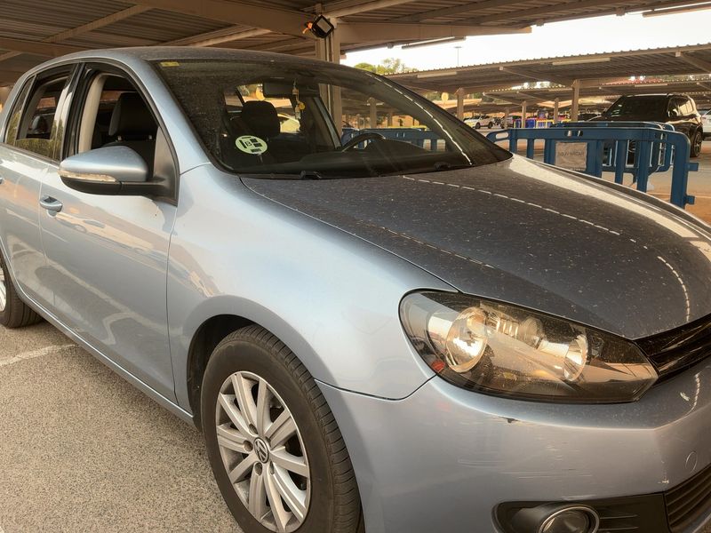 Volkswagen Golf VI 1.6 TDI Advance 2010 – снимка 8