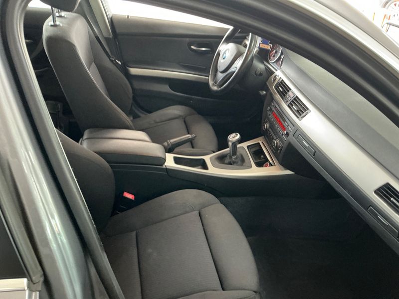 BMW 3er 320d xDrive 2011 – снимка 3