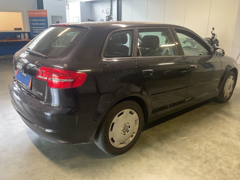 Audi A3 Sportback 1.4 TFSI Attraction 2012 – снимка 2