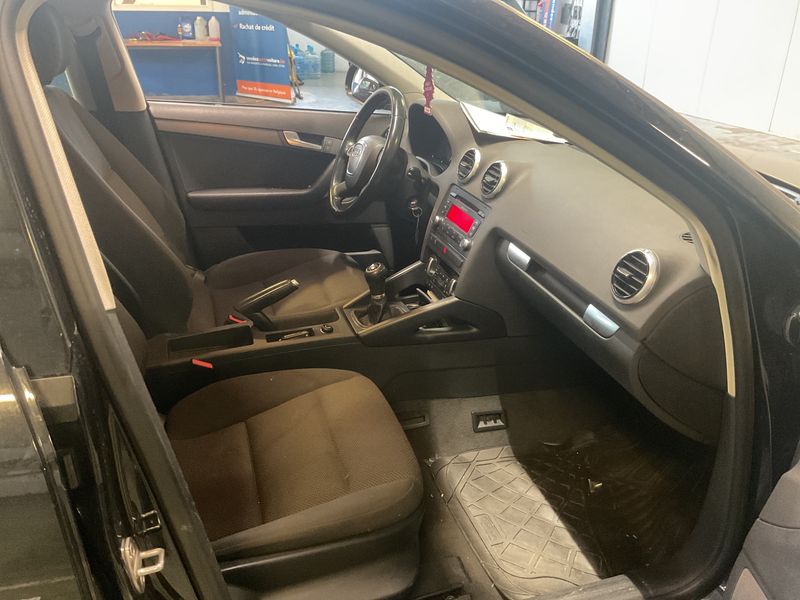 Audi A3 Sportback 1.4 TFSI Attraction 2012 – снимка 3
