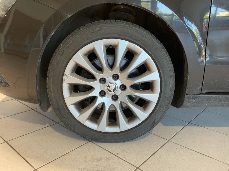 Skoda Superb 2.0 TDI Exclusive 2014 – снимка 3