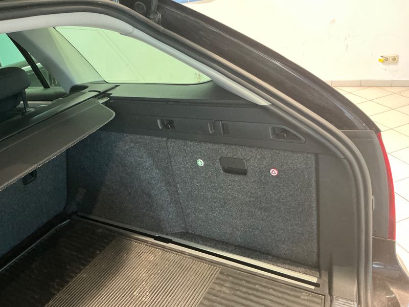 Skoda Superb 2.0 TDI Exclusive 2014 – снимка 25