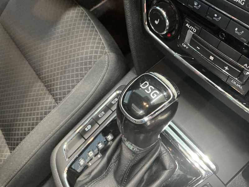 Skoda Superb 2.0 TDI Exclusive 2014 – снимка 33