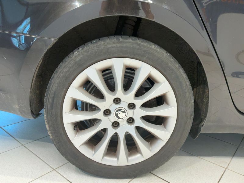 Skoda Superb 2.0 TDI Exclusive 2014 – снимка 9