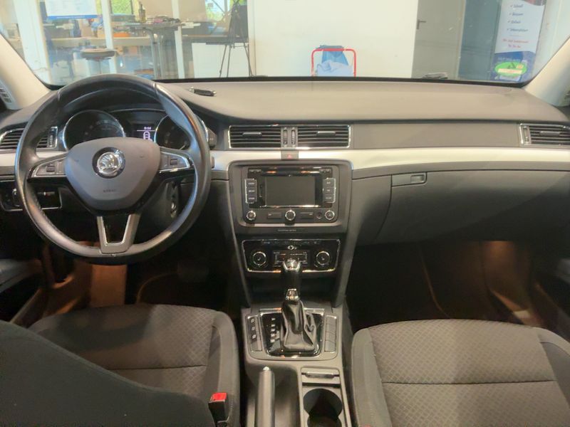 Skoda Superb 2.0 TDI Exclusive 2014 – снимка 17