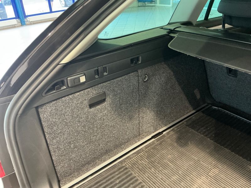 Skoda Superb 2.0 TDI Exclusive 2014 – снимка 27