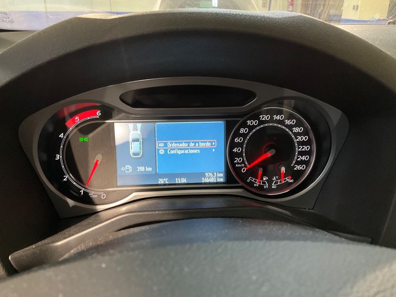 Ford Mondeo 2.0 TDCi Titanium X 2009 – снимка 18