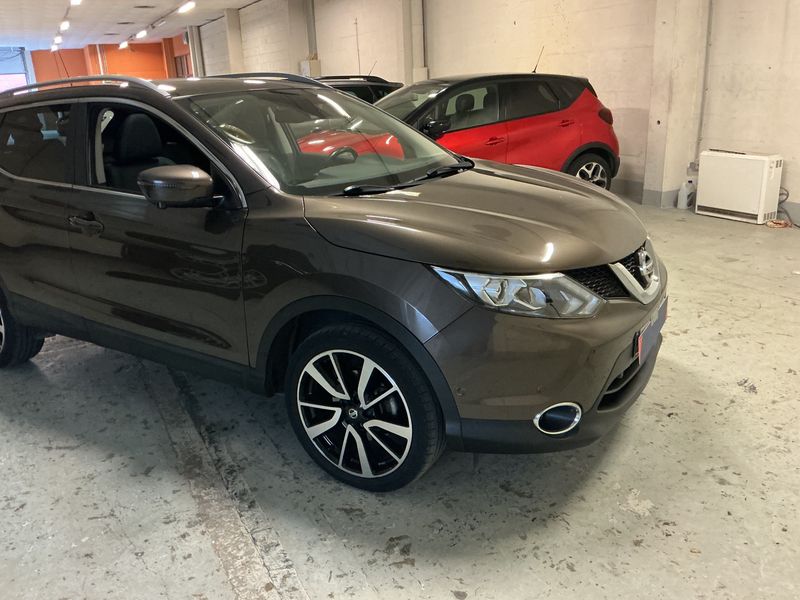 Nissan Qashqai 1.2 Tekna + 2017 – снимка 12