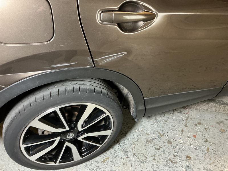 Nissan Qashqai 1.2 Tekna + 2017 – снимка 26