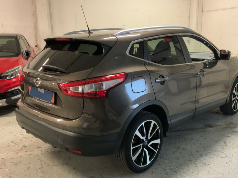 Nissan Qashqai 1.2 Tekna + 2017 – снимка 8