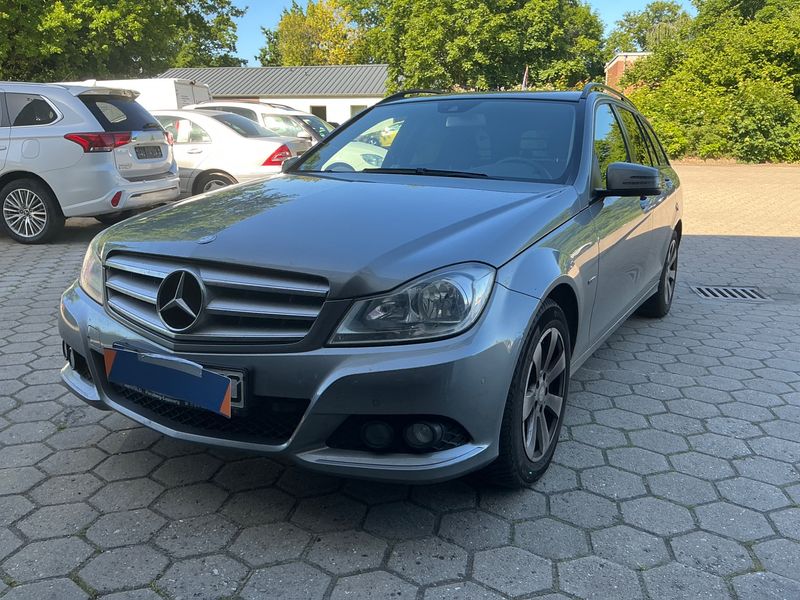 Mercedes-Benz C-Klasse C 220 CDI T BlueEfficiency Classic 2011 – снимка 1