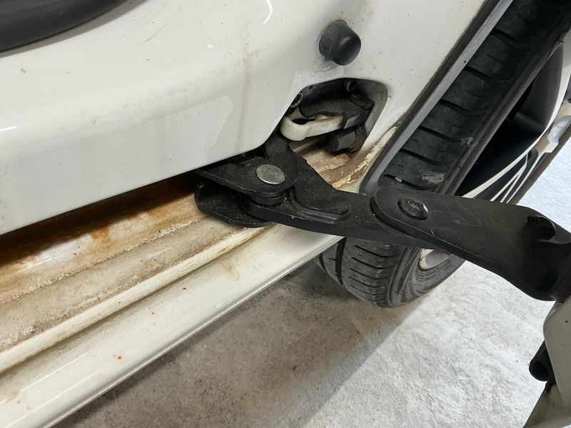 Volkswagen Caddy 2.0 TDI Edition30 2012 – снимка 41