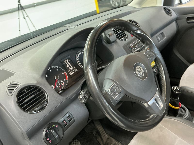 Volkswagen Caddy 2.0 TDI Edition30 2012 – снимка 35