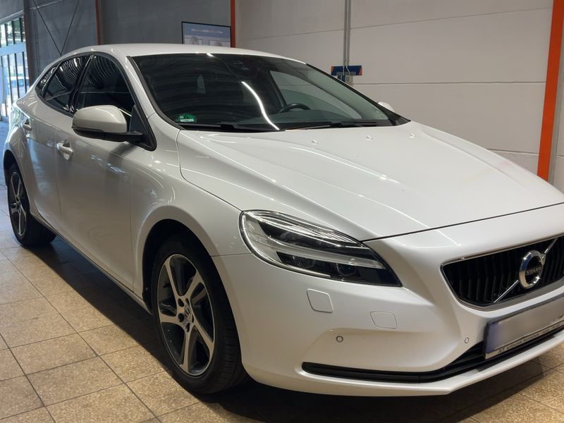 Volvo V40 2.0 D2 Momentum 2016 – снимка 12