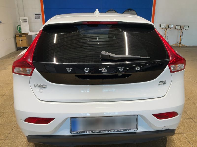 Volvo V40 2.0 D2 Momentum 2016 – снимка 7