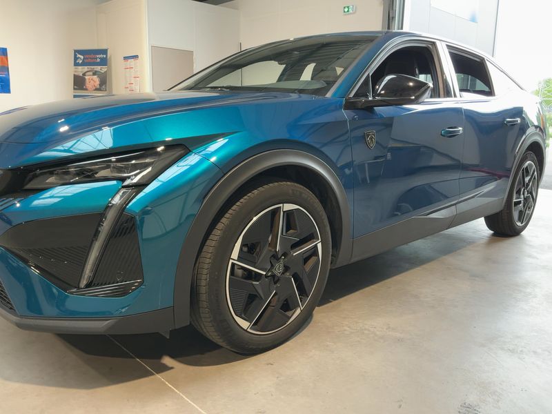 Peugeot 408 1.2 PureTech GT 2023 – снимка 2