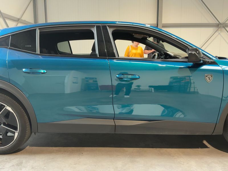 Peugeot 408 1.2 PureTech GT 2023 – снимка 10