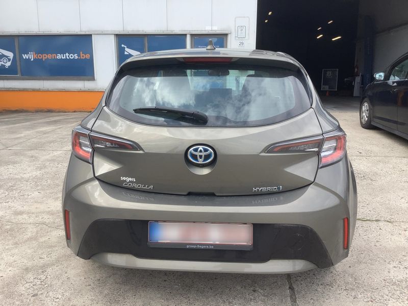 Toyota Corolla 1.8 Hybrid Active 2019 – снимка 7
