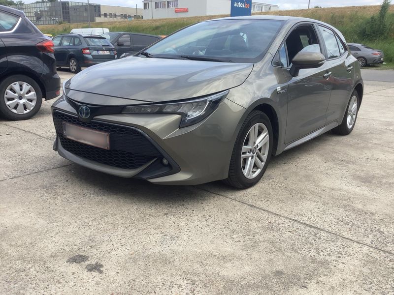 Toyota Corolla 1.8 Hybrid Active 2019 – снимка 2