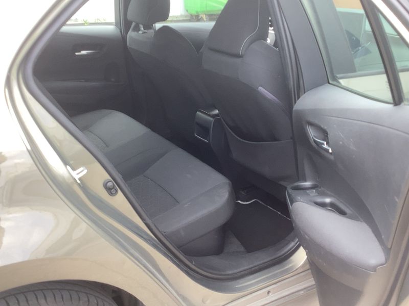 Toyota Corolla 1.8 Hybrid Active 2019 – снимка 19