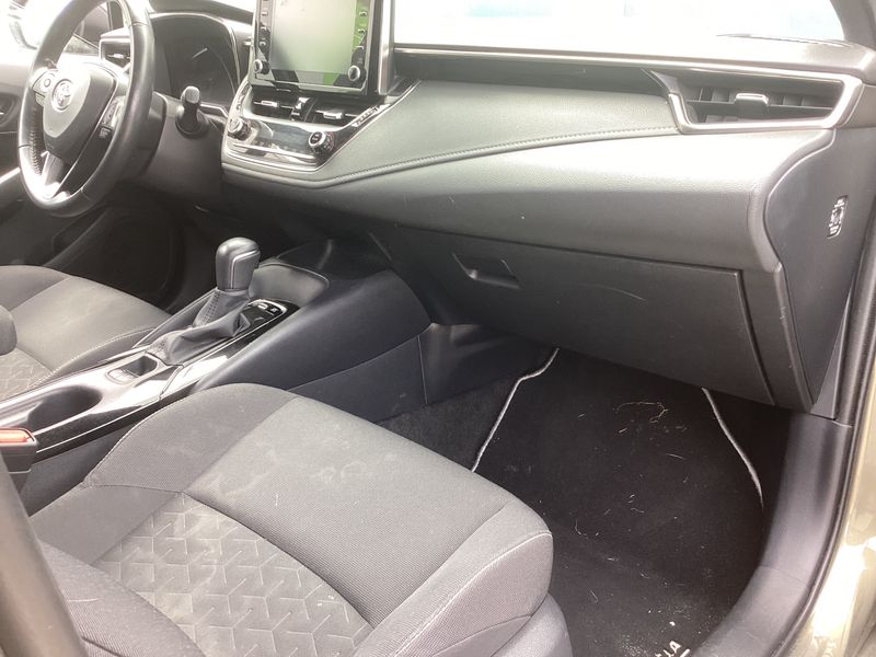 Toyota Corolla 1.8 Hybrid Active 2019 – снимка 31
