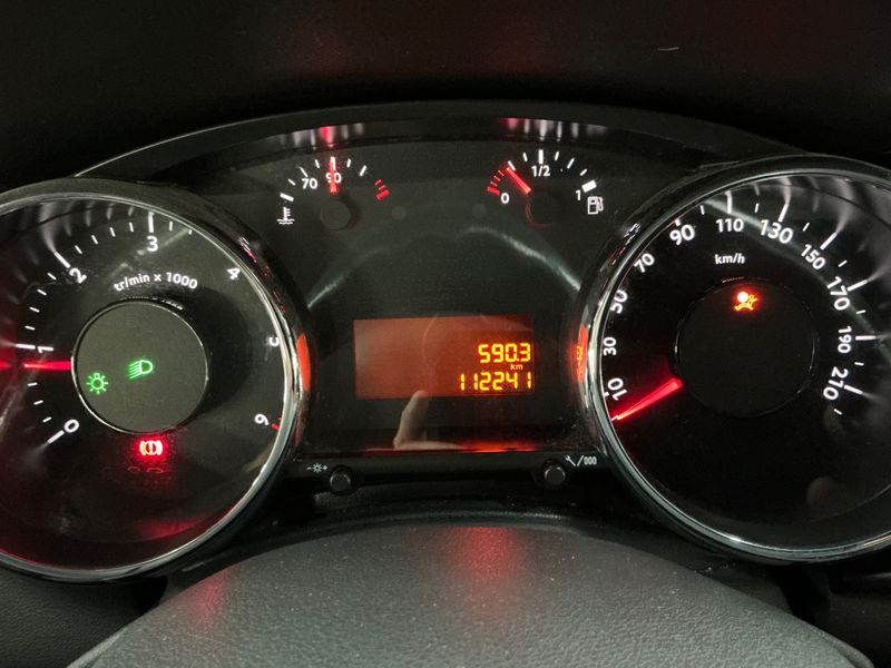 Peugeot 3008 1.6 HDi Active 2011 – снимка 4