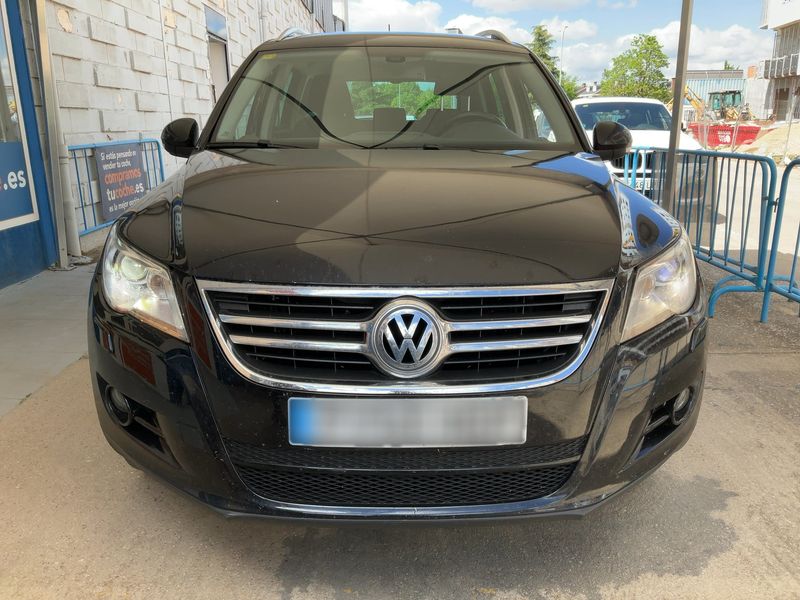 Volkswagen Tiguan 2.0 TDI Sport 2011 – снимка на щета 14