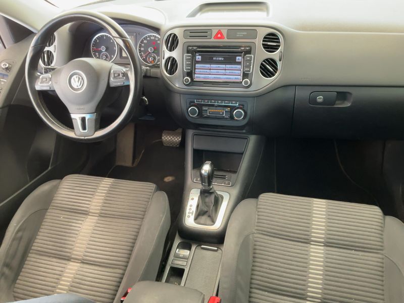 Volkswagen Tiguan 2.0 TDI Sport 2011 – снимка 17