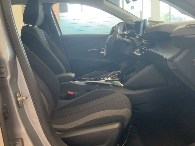 Peugeot 208 electric drive 100 kW Active Pack 2021 – снимка 16