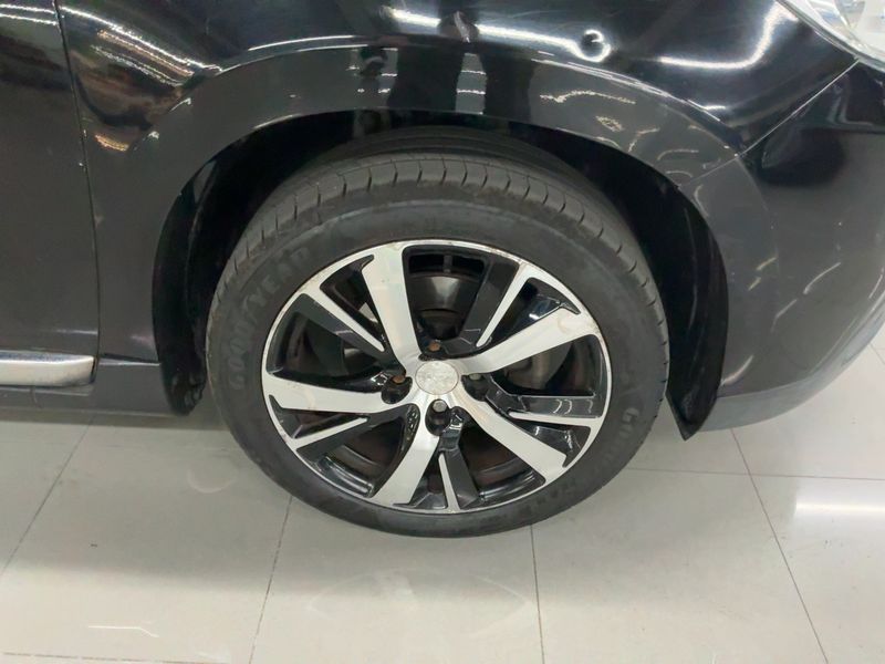 Peugeot 2008 1.6 e-HDi Allure 2014 – снимка 11