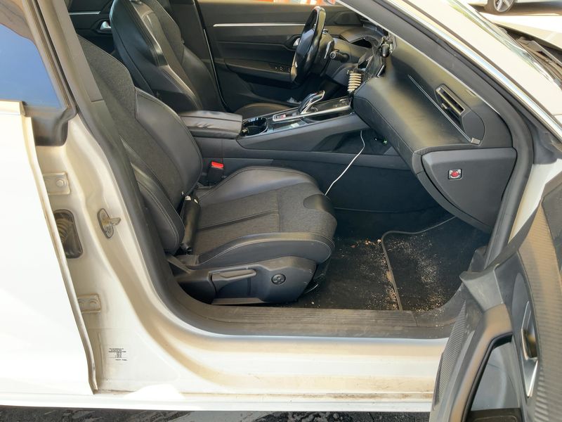 Peugeot 508 2.0 Blue-HDi Allure 2019 – снимка 16