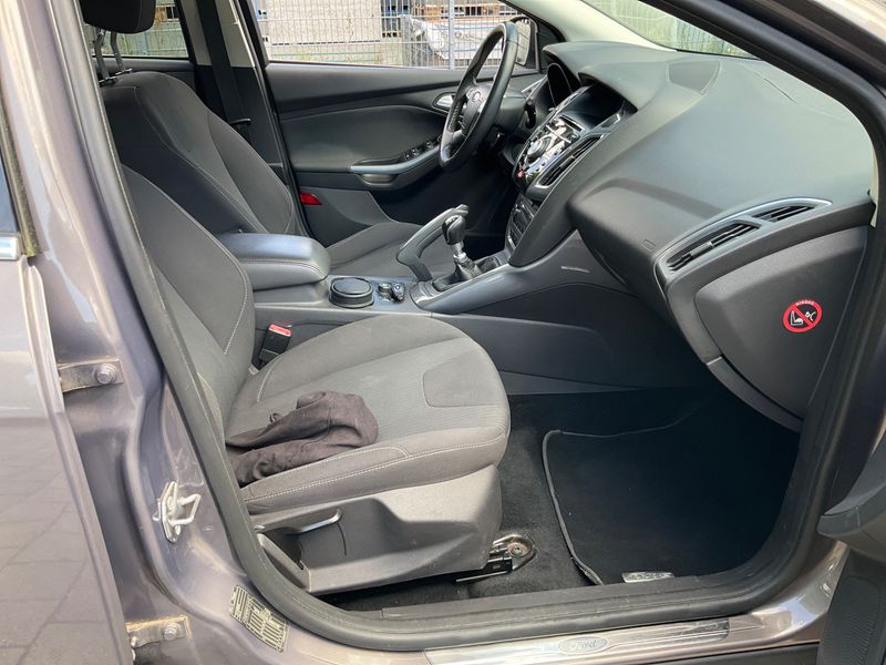 Ford Focus 1.6 EcoBoost Titanium 2011 – снимка 3