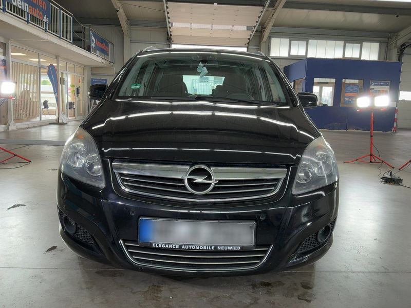 Opel Zafira 1.6 Edition "111 Jahre" 2010 – снимка 14
