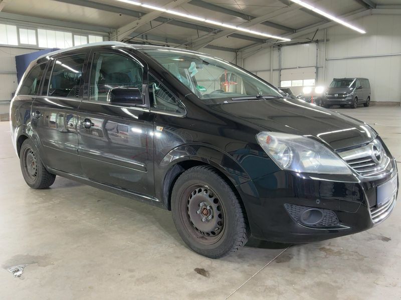 Opel Zafira 1.6 Edition "111 Jahre" 2010 – снимка 12